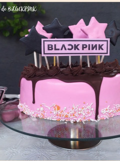 Una foto de Torta con fondant de BLACKPINK