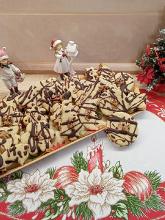Karácsonyi diós linzer recept fotója