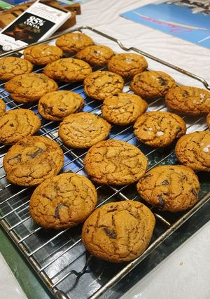 Φωτογραφία της συνταγής Salted chocolate chunk cookies - μπισκότα με κομματάκια σοκολάτας