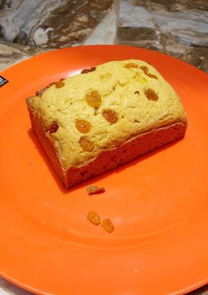 A picture of Simple fruit cake.