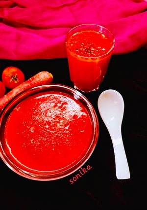 टमाटर गाजर सूप (Tomato Carrot Soup Recipe in Hindi) रेसिपी मुख्य फोटो