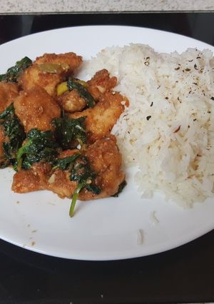 A picture of My Chilli & Lime Chicken with Spinach and plenty flavouring. 💜.