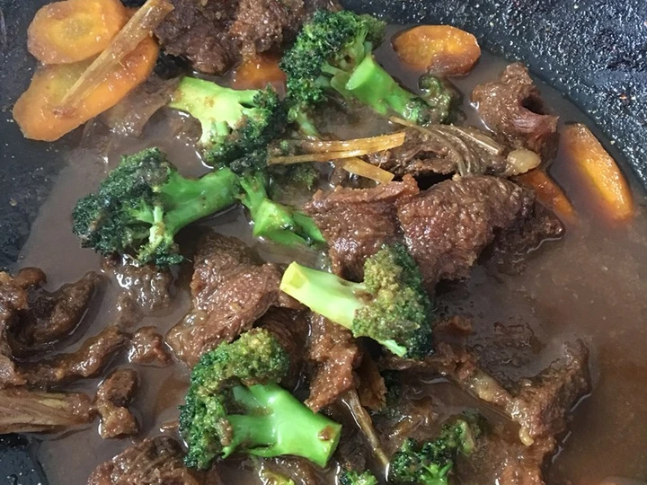 Langkah Gampang Membuat Resep Daging Bumbu Lapis plus Brokoli dan Wortel yang Sempurna Anti Ribet, Lezat Sekali