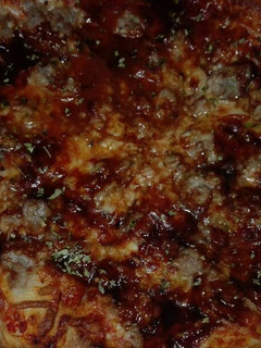 Una foto de 701. Pizza bologna