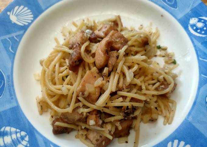 Cara Bikin Spaghetti Aglio e Olio Tuna yang Enak Banget