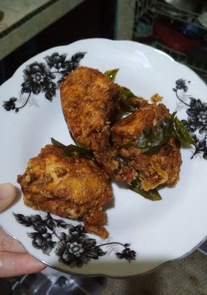 Foto resep Ayam goreng daun curry