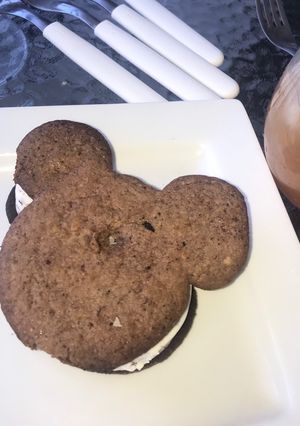 Una foto de Galletas con helado (como las de los parques Disney)