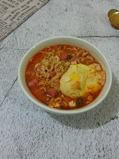 Foto resep Mie Kuah Pedas Sosis