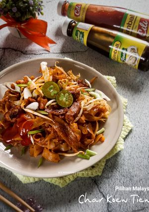 Gambar Char Koew Tiew Ayam