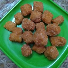Bajra flour,wheat flour mix sugar ke parre A picture of Bajra flour,wheat flour mix sugar ke parre.
