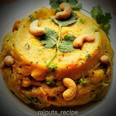 A picture of Semolina Upma or Sooji ka Upma.