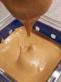 Crema de maní en casa, natural y endulzada