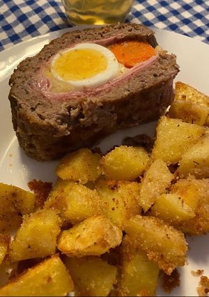 Foto di Polpettone e patate al forno
