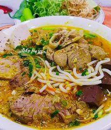 bún bò giò heo