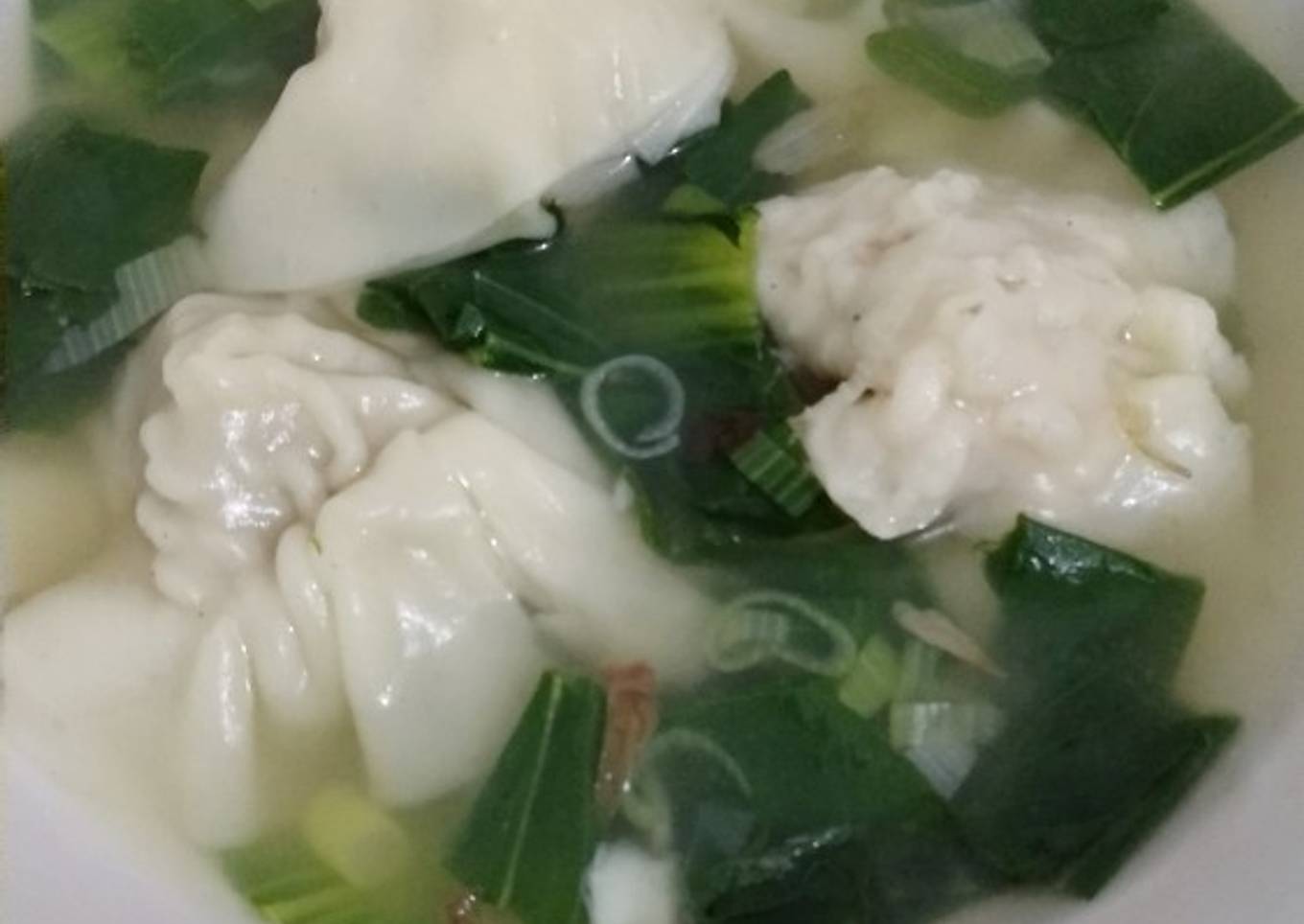 Pangsit Kuah Isi Ayam Udang