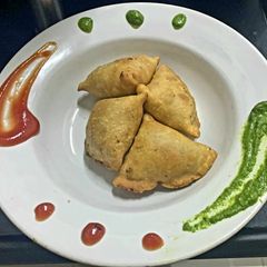 A picture of Broccoli Cheese Samosa.