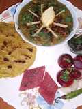Traditional Punjabi sarson da saag and makki di roti🌽🌿🧅🌶️