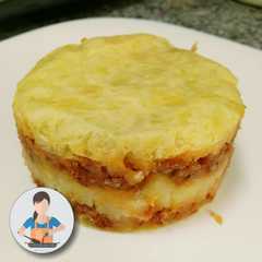 รูปของ Falsa lasaña de patata y carne
