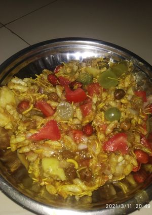ભેળ (Bhel Recipe In Gujarati) રેસીપી મુખ્ય ફોટો