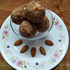 A picture of Almond and jaggery laddu.