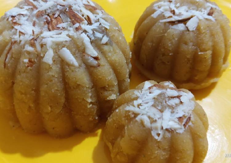 Besan Aur Badam ka delicious danedar Halwa indian dessert rec