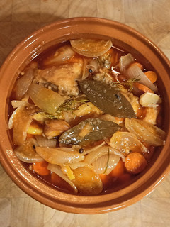 Una foto de Pollo en escabeche 🐔