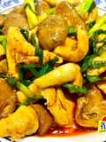 ไก่ผัดพริกเผา