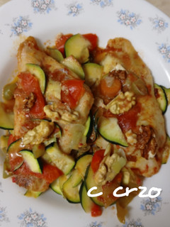 Una foto de Pescado con calabacín y nueces
