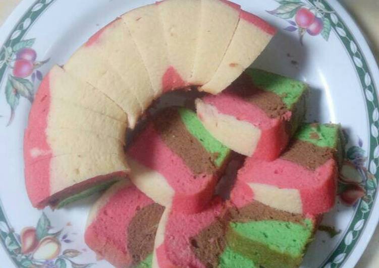 Rainbow cake putih telur