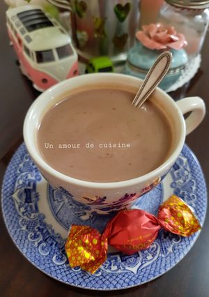 A picture of Hot Chocolate 🥣🍬.