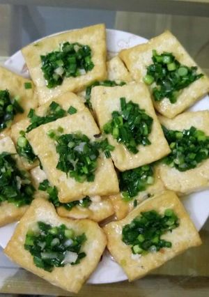 Hình của món Đậu sốt mắm hành.