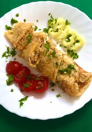 Tojás omlett ropogós cérnametélttel recept fotója