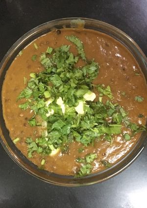 A picture of Dal bukara.