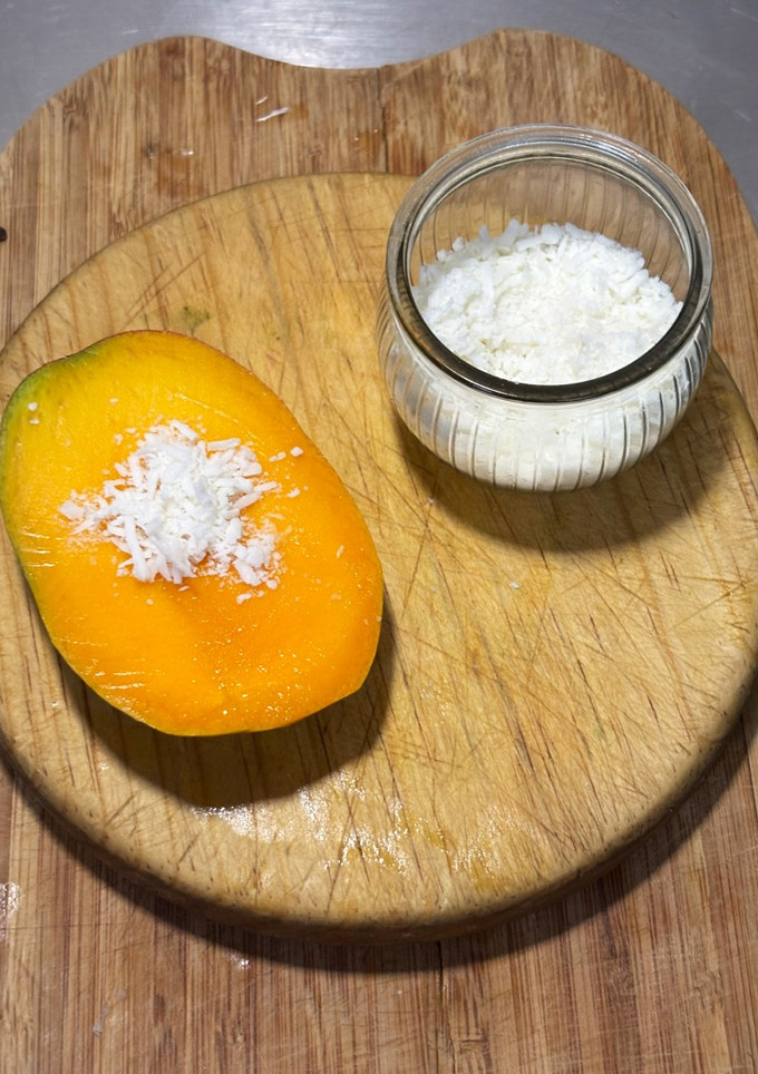 Una foto de *Mango Coco Crush*: