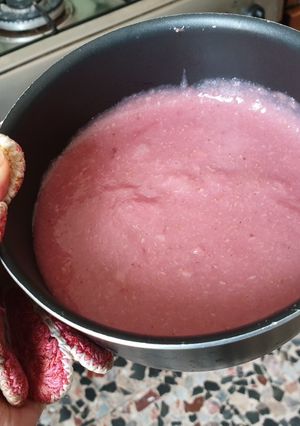 Foto di Crema di fragole light e primaverile