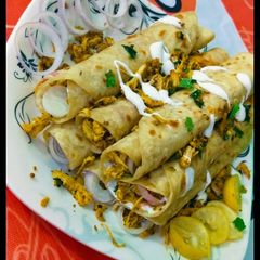 A picture of Smoky chicken Roll parratha.
