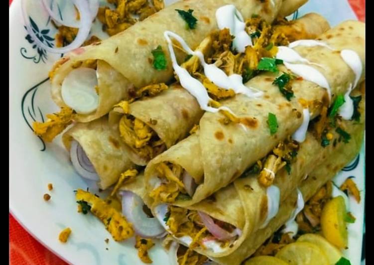 How to Make Homemade Smoky chicken Roll parratha
