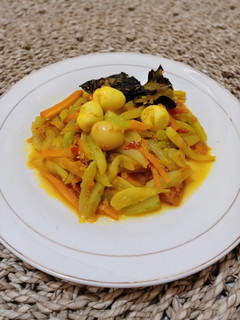 Foto resep Acar kuning (wortel, timun, telor puyuh)