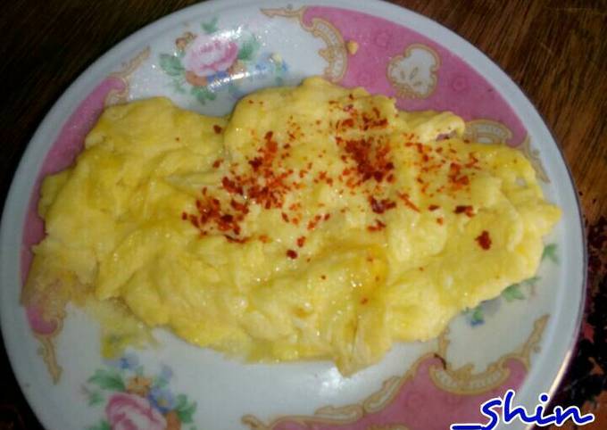 Resep Scramble egg Telur  dadar  ala mc donald oleh Shin s 