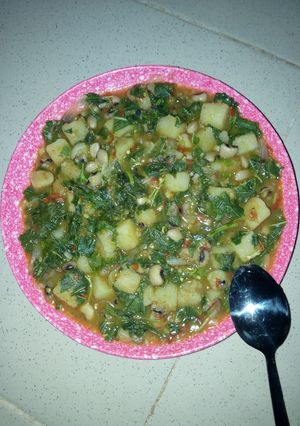 A picture of Faten wake da Doya.