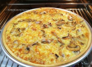 Foto principal de Quiche de champiñones y queso camembert