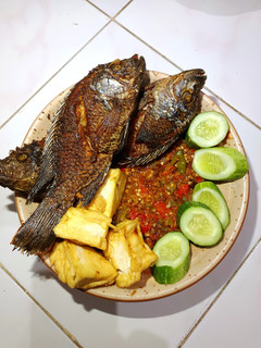 Foto resep 16. Ikan Goreng Sambel Pecak