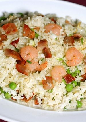 A picture of Leo's Special Fried Rice with Dates and Prawn.