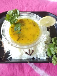 ગુજરાતી દાળ (Gujarati Dal Recipe In Gujarati) રેસીપી મુખ્ય ફોટો