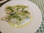 Una foto de tilapia a la plancha