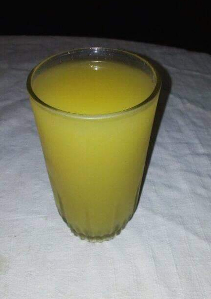 A picture of Cucumber and Pineapple Juice.