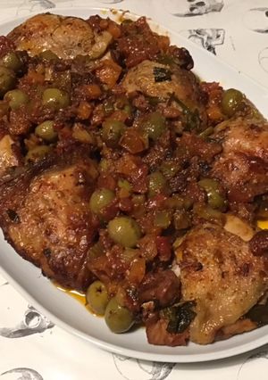 Une photo de Poulet façon cacciatore