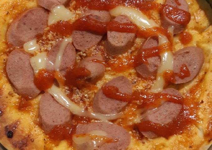 Langkah Mudah untuk Menyiapkan Pizza rumahan syederhana Anti Gagal