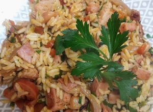 Una foto de Arroz con recortes