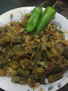 A picture of Achari bhindi.